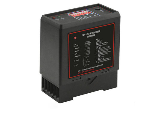 كاشف حلقة المركبات الاقتصادي مع زمن استجابة 100 مللي ثانية، نطاق تردد 20 كيلو هرتز إلى 170 كيلو هرتز، و مرحلات خرج 240 فولت/5 أمبير لحواجز مواقف السيارات