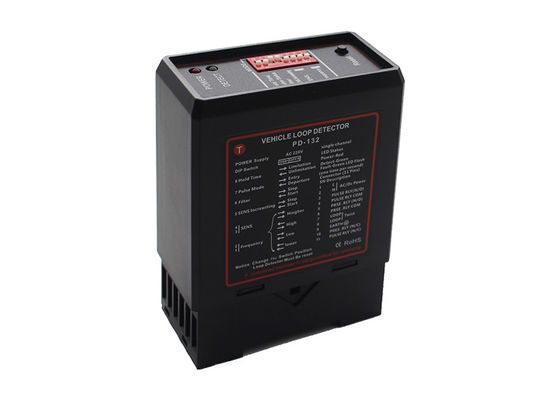 كاشف حلقة أحادي القناة لأمن بوابة حاجز مواقف السيارات مع زمن استجابة 100 مللي ثانية، ومرحلات إخراج 240 فولت/5 أمبير وحساسية قابلة للتعديل